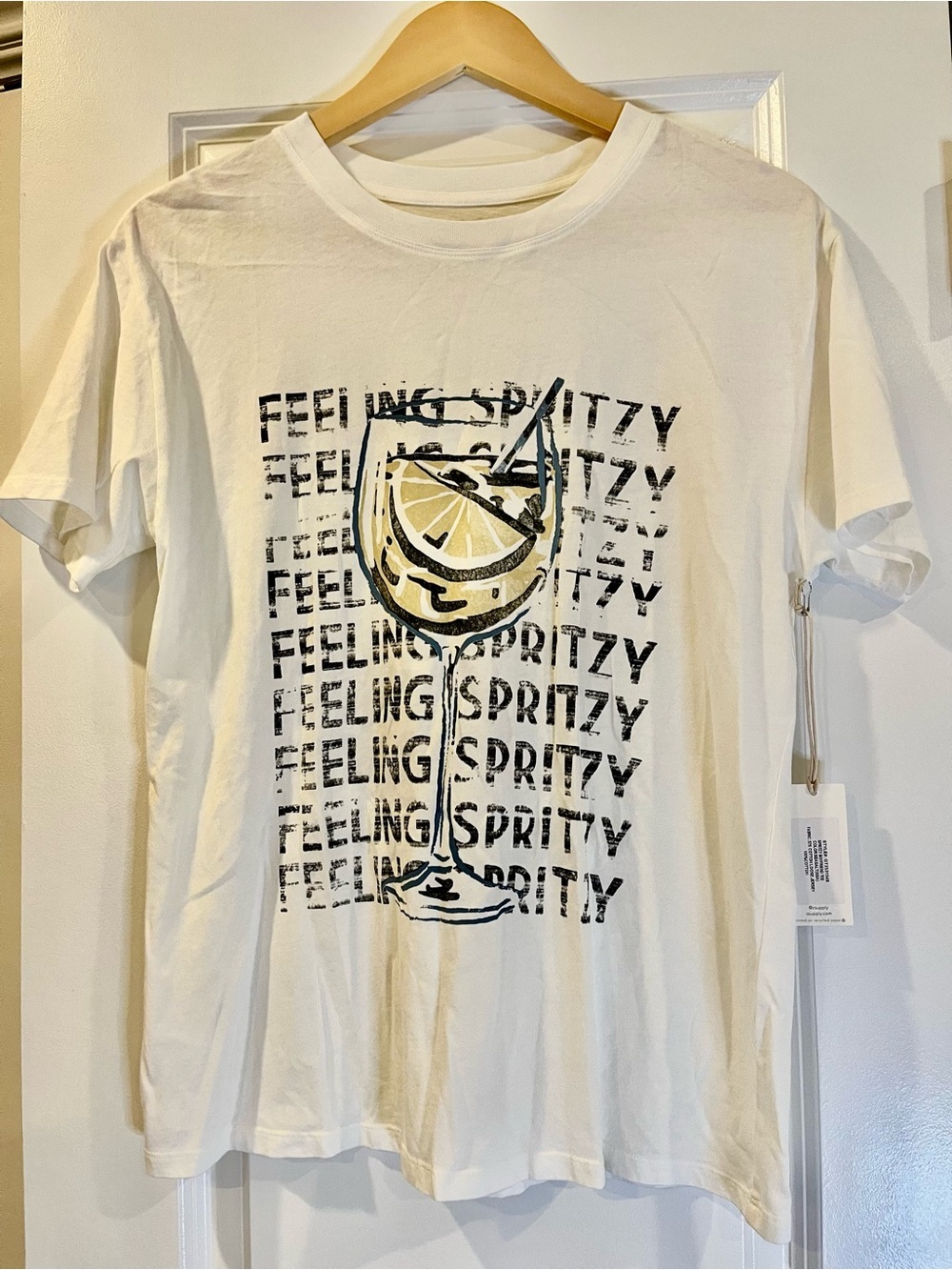 NWT Z Supply 'Feeling Spritzy' White Boyfriend T-Shirt- small